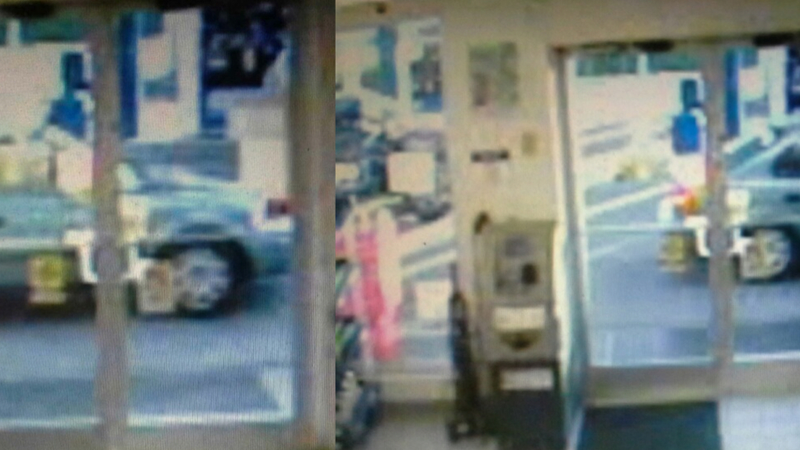 Illustration for article titled Identify This Car And Help Police Catch A Serial Criminal